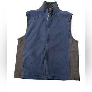 Men’s Izod Perform X sleeveless vest in blue for casual wear Size Large EUC